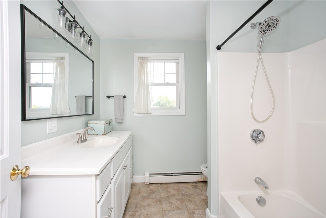 23 Harding Avenue Warren, RI 02885 - Photo 17 of 33 Gallery Image 17