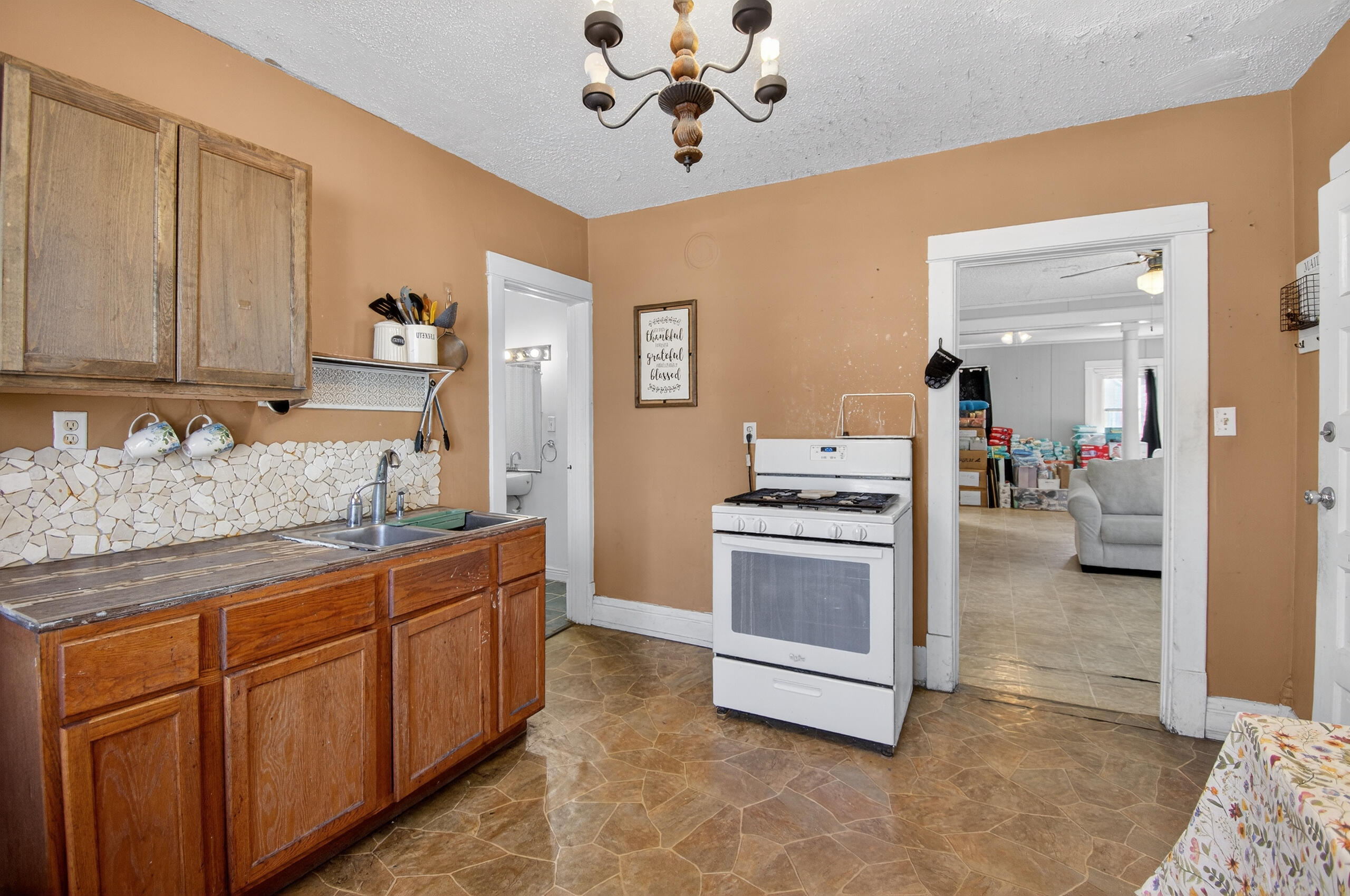 1826 Clayton Avenue, Unit 1828 Racine, WI 53404 - Photo 21 of 30 upper unit kitchen