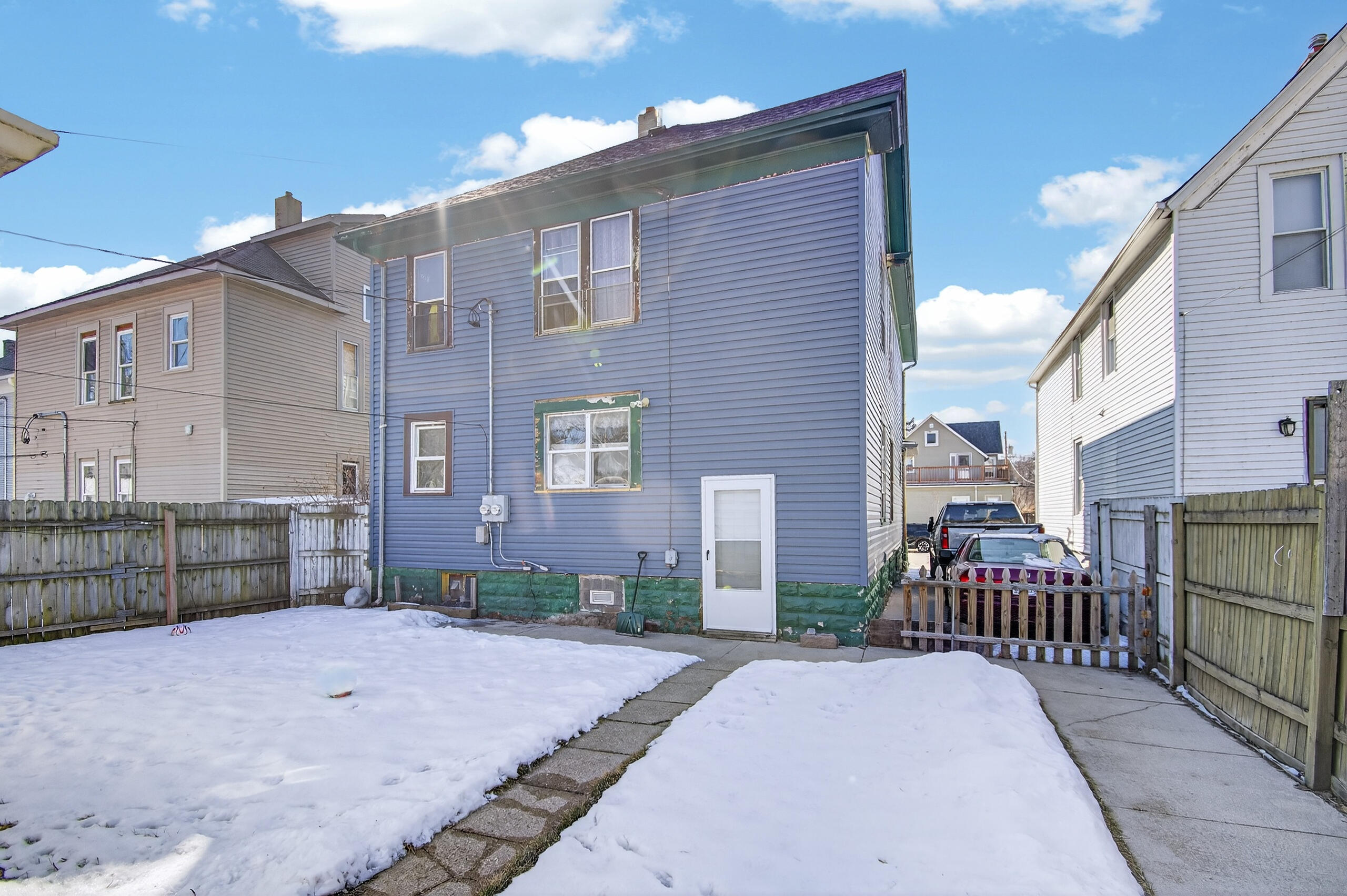 1826 Clayton Avenue, Unit 1828 Racine, WI 53404 - Photo 5 of 30 back of home