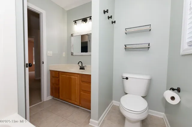 $443,500 | 410 Celtic Ash Street, Sneads Ferry, NC 28460