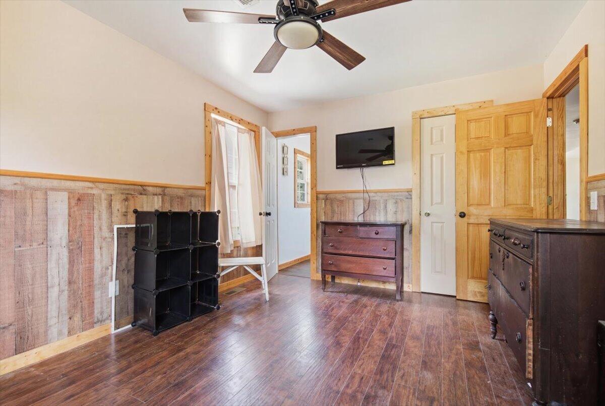 82 Hansen Road Pine Knot, KY 42635 - Photo 24 of 32 30-Primary Bedroom