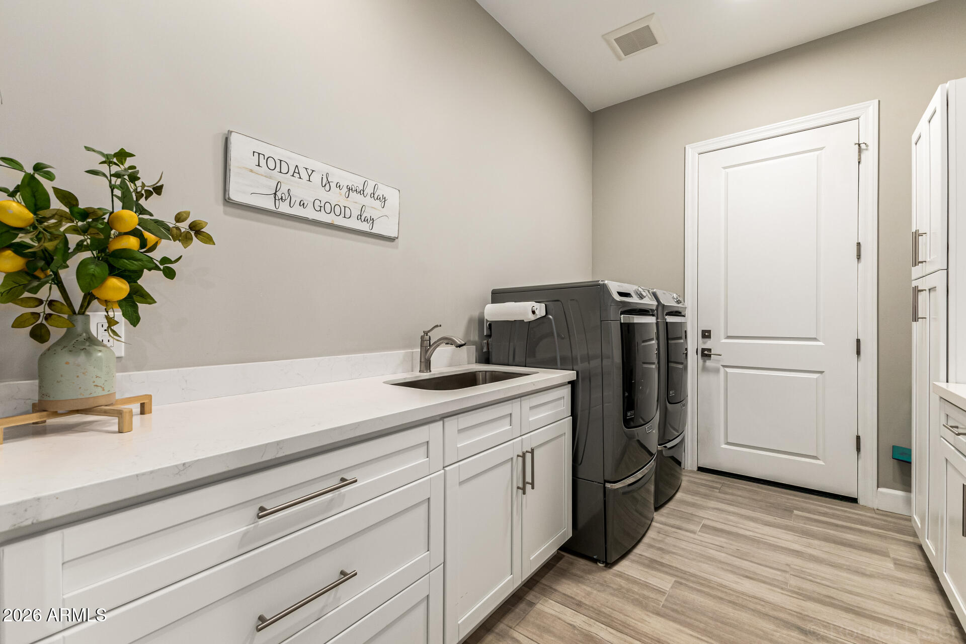 1718 South 140th Place Gilbert, AZ 85295 - Photo 39 of 67 40-140th