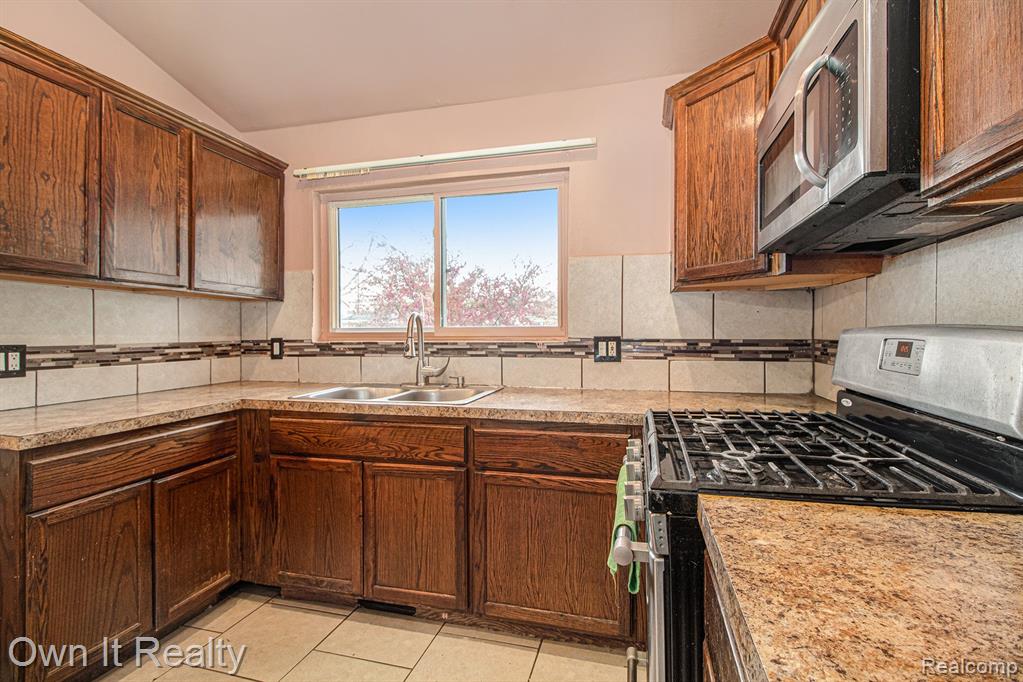 29014 York Street Inkster, MI 48141 - Photo 12 of 29 Gallery Image 12