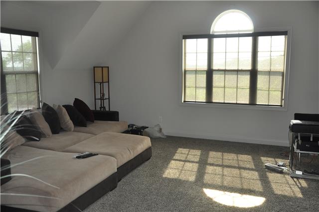 2303 Cages Bend Road Gallatin, TN 37066 - Photo 10 of 14 Gallery Image 10