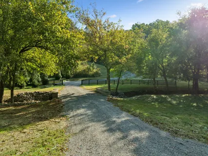 $1,215,000 | 6017 Russell Ridge Lane, Franklin, TN 37064