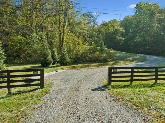 $1,225,000 | 6017 Russell Ridge Lane, Franklin, TN 37064