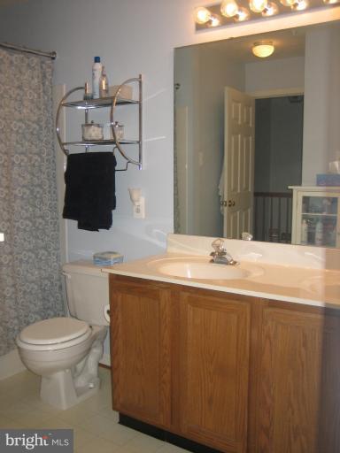 5138 Windermere Circle Rosedale, MD 21237 - Photo 11 of 13 Bath