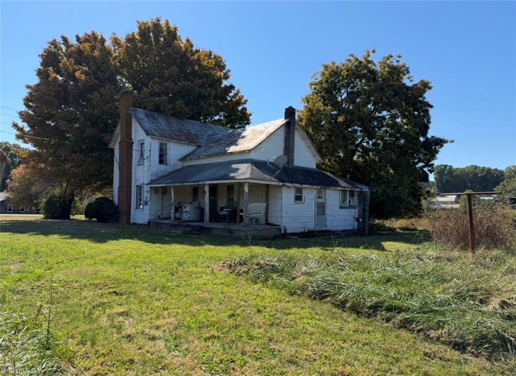 7246 Old US Highway 64 Trinity, NC 27370 - Photo 5 of 19 Back yard view