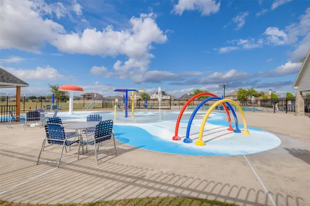 $400,000 | 8226 Holly Blue Drive, Rosharon, TX 77583