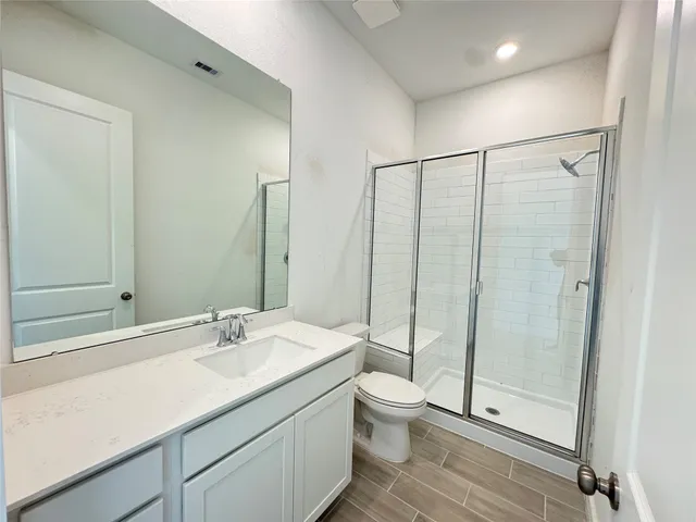 $400,000 | 8226 Holly Blue Drive, Rosharon, TX 77583