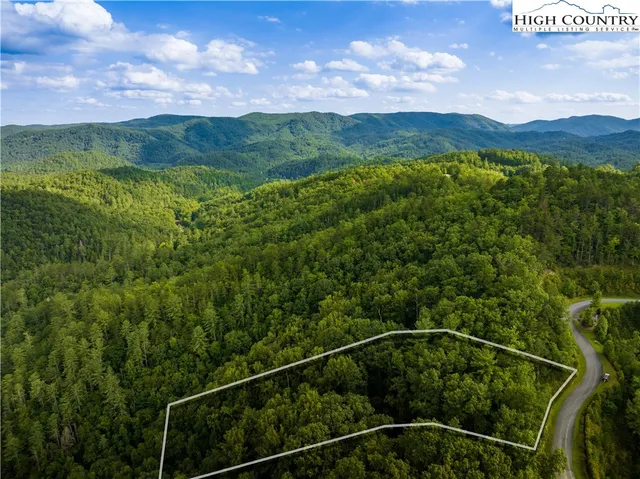 $200,000 | 33 Inkberry Drive, Ferguson, NC 28624