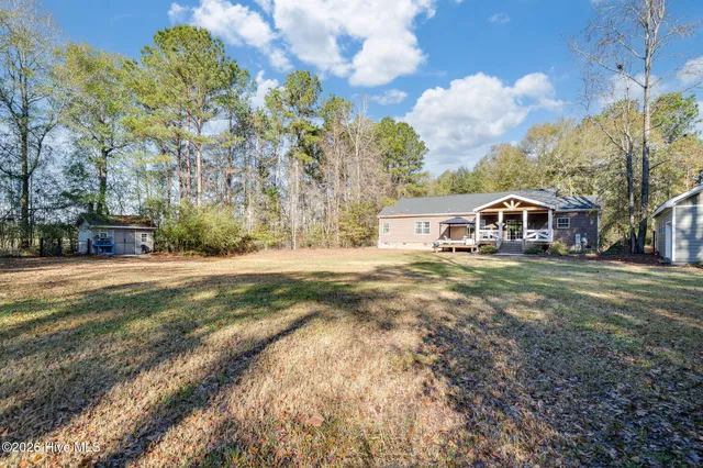 $428,000 | 401 Messer Loop Road, Burgaw, NC 28425
