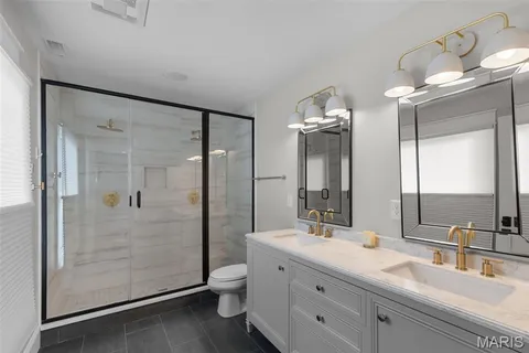 $575,000 | 3149 Cherry Avenue, Maplewood, MO 63143