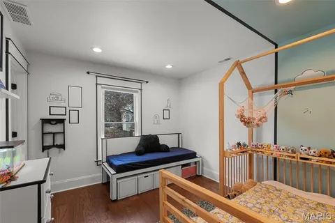 $575,000 | 3149 Cherry Avenue, Maplewood, MO 63143