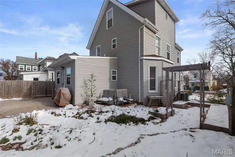 $575,000 | 3149 Cherry Avenue, Maplewood, MO 63143