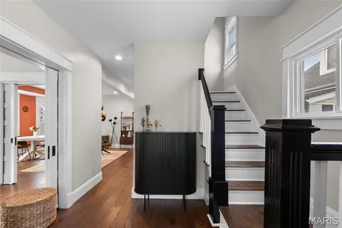 $575,000 | 3149 Cherry Avenue, Maplewood, MO 63143