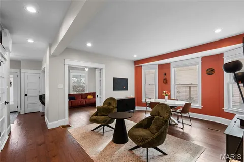 $575,000 | 3149 Cherry Avenue, Maplewood, MO 63143