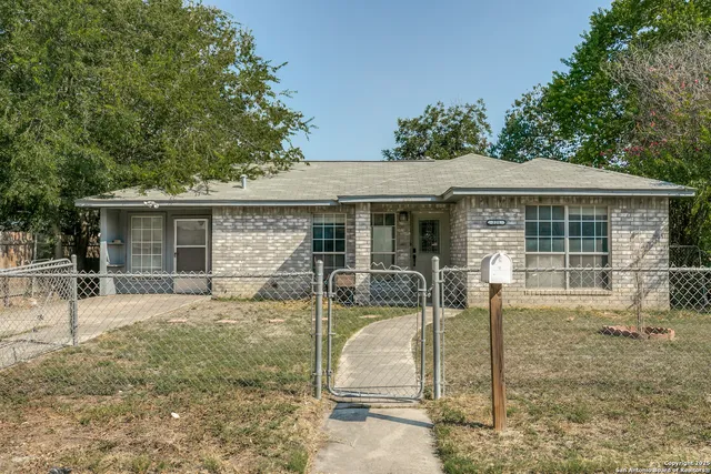 $210,000 | 221 Sharer Street, San Antonio, TX 78208