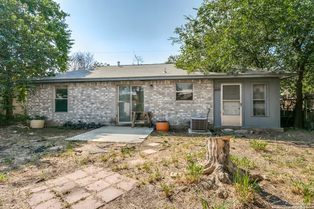 $210,000 | 221 Sharer Street, San Antonio, TX 78208