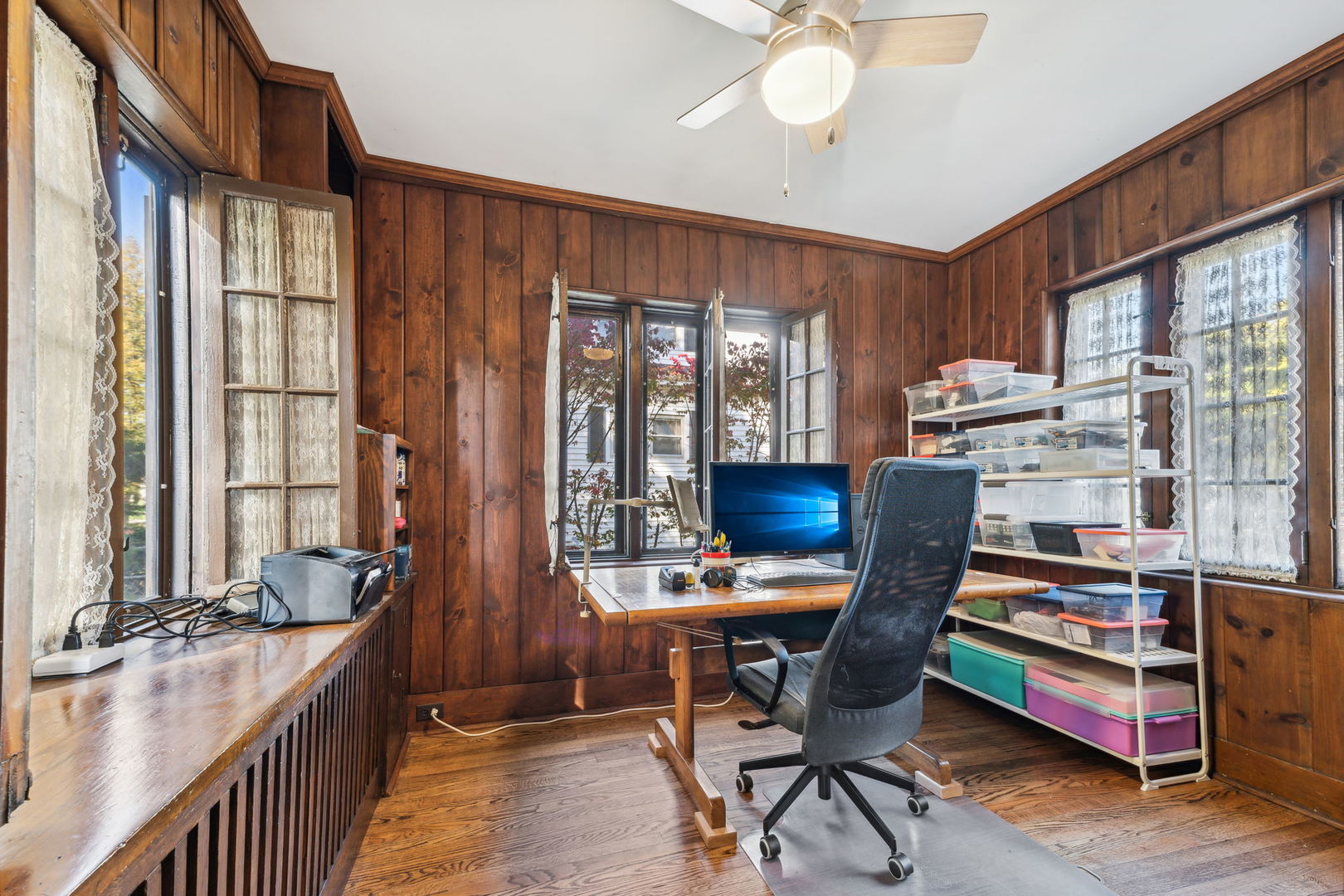 323 South Delphia Avenue Park Ridge, IL 60068 - Photo 8 of 19 Gallery Image 8