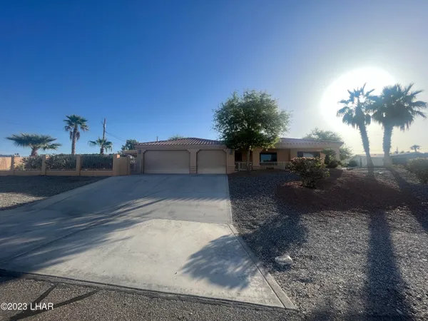 $2,550 | 1650 Park Terrace Avenue, Lake Havasu City, AZ 86404