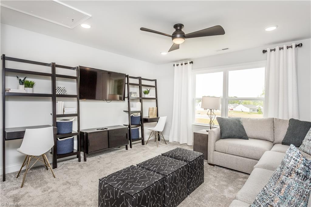 904 Bloomington Way High Point, NC 27265 - Photo 16 of 22 Gallery Image 16