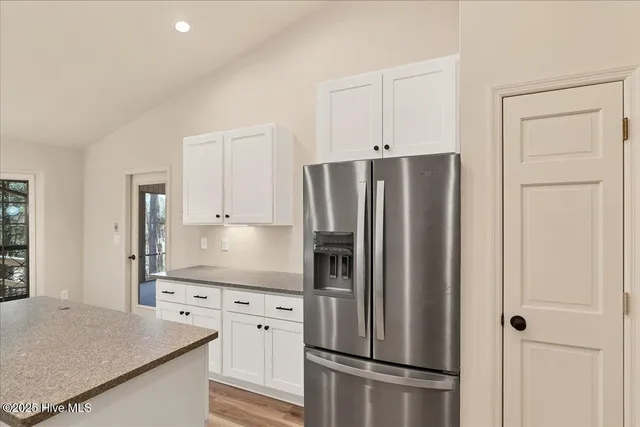 $475,000 | 111 Forest Square Lane, Seven Lakes, NC 27376