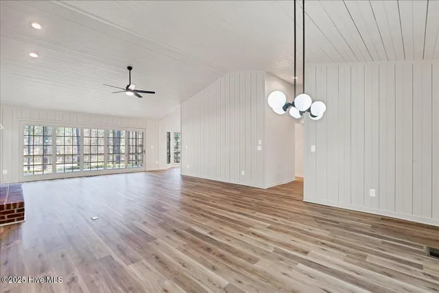 $475,000 | 111 Forest Square Lane, Seven Lakes, NC 27376