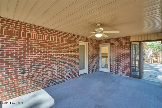 $475,000 | 111 Forest Square Lane, Seven Lakes, NC 27376