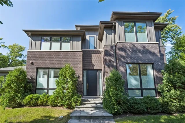 $1,500,000 | 4900 Morse Avenue, Skokie, IL 60077