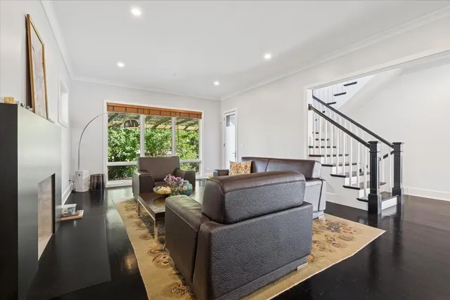 $1,500,000 | 4900 Morse Avenue, Skokie, IL 60077