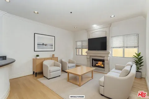 $1,149,988 | 10364 Almayo Avenue, Unit 103, Los Angeles, CA 90064