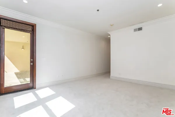 $1,149,988 | 10364 Almayo Avenue, Unit 103, Los Angeles, CA 90064