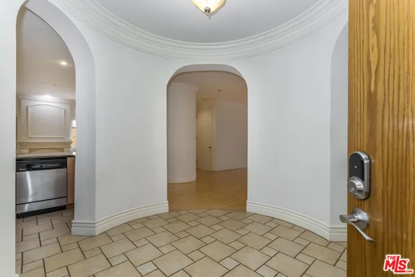 $1,149,988 | 10364 Almayo Avenue, Unit 103, Los Angeles, CA 90064