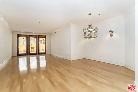 $1,149,988 | 10364 Almayo Avenue, Unit 103, Los Angeles, CA 90064