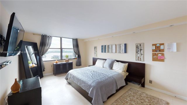 $365,000 | Aventura, Aventura, FL 33160