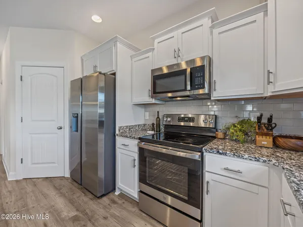 $380,000 | 321 Windmill Light Way, Sneads Ferry, NC 28460