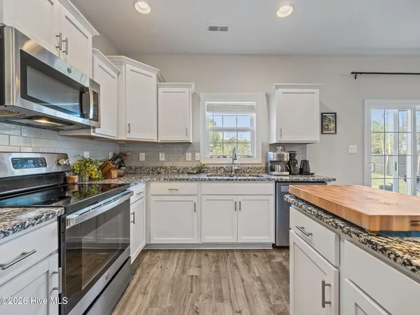 $380,000 | 321 Windmill Light Way, Sneads Ferry, NC 28460