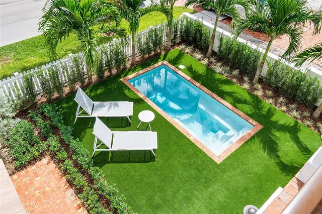 $3,050,000 | 130 Southeast 1st Avenue, Delray Beach, FL 33444