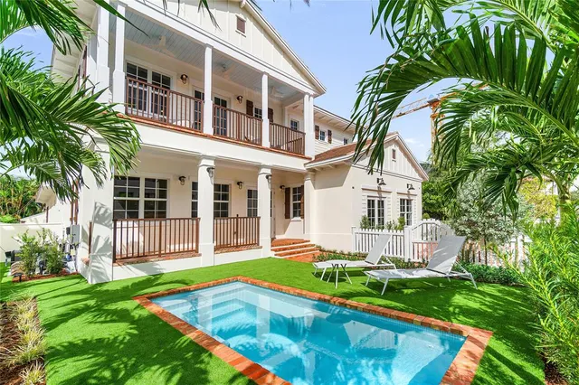 $3,050,000 | 130 Southeast 1st Avenue, Delray Beach, FL 33444