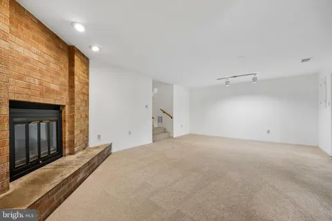 $799,900 | 5904 Valerian Lane, Rockville, MD 20852