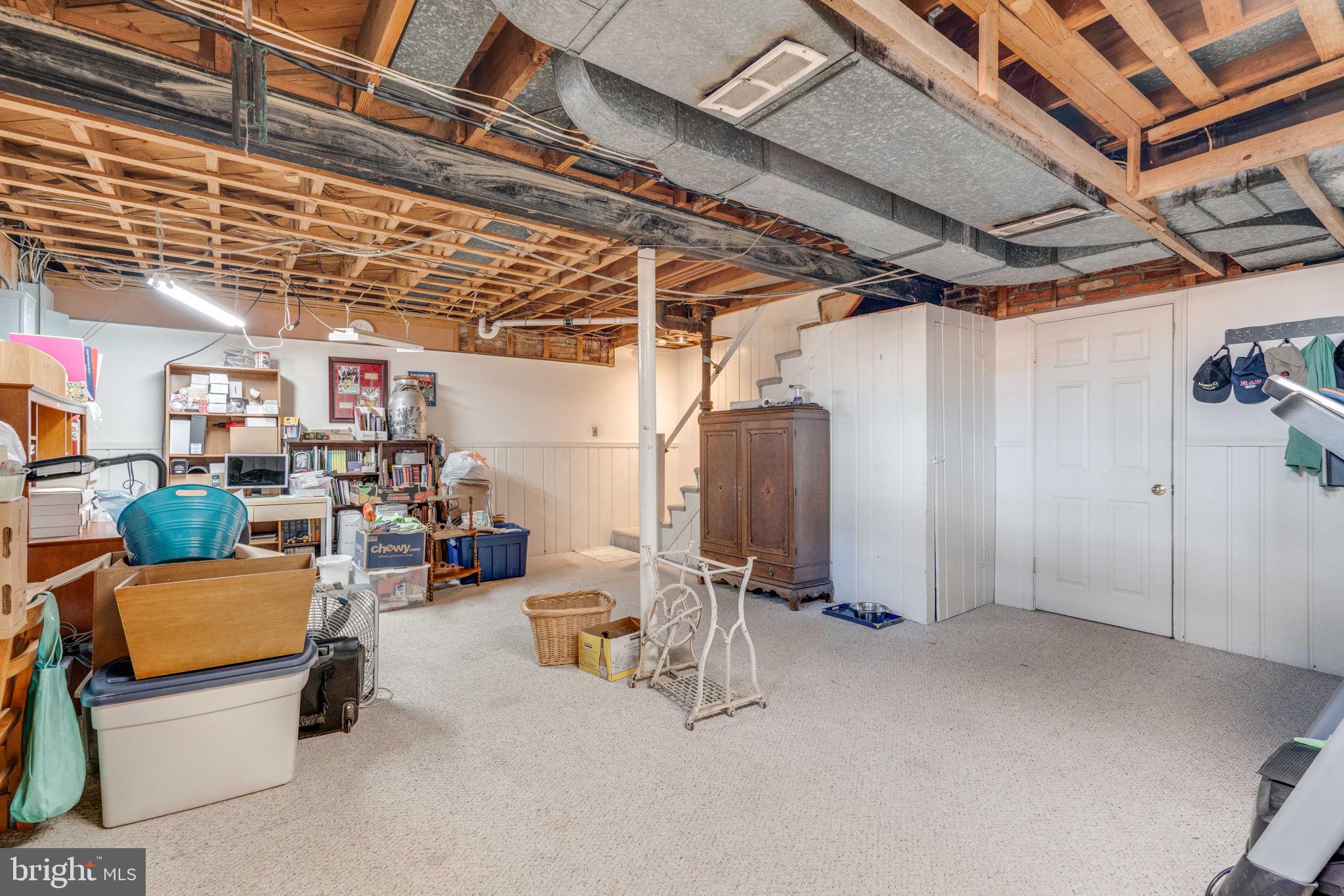 8114 Bainbridge Road Alexandria, VA 22308 - Photo 31 of 38 Gallery Image 31