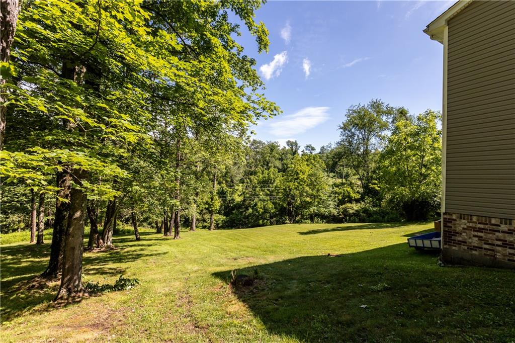2780 Farm Spur Road North Huntingdon, PA 15642 - Photo 4 of 34