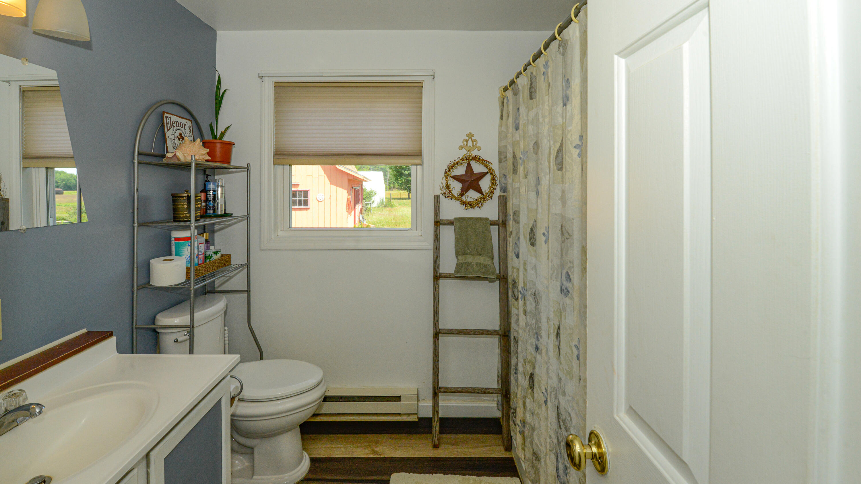 69 Skeetfield Road Oxford, ME 04270 - Photo 25 of 61 First Floor Bath