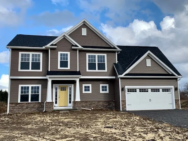 $520,885 | 76 Fourmile Crk Circle, Ontario, NY 14519