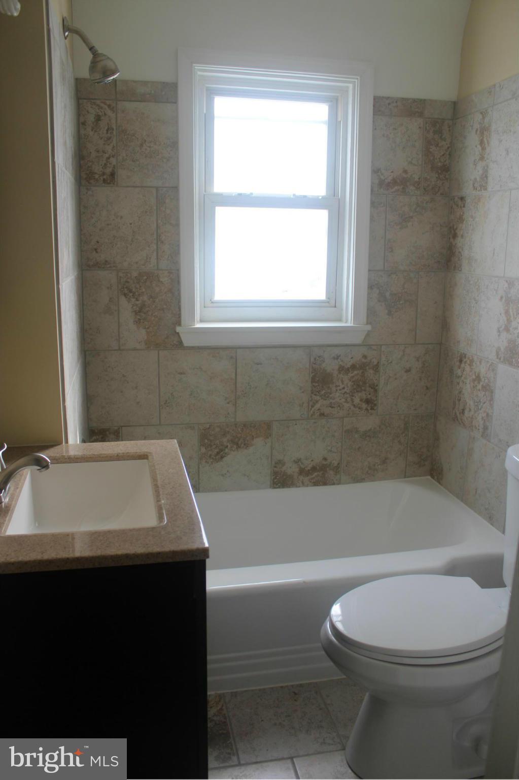 316 Magnolia Terrace Baltimore, MD 21221 - Photo 16 of 16 Bath