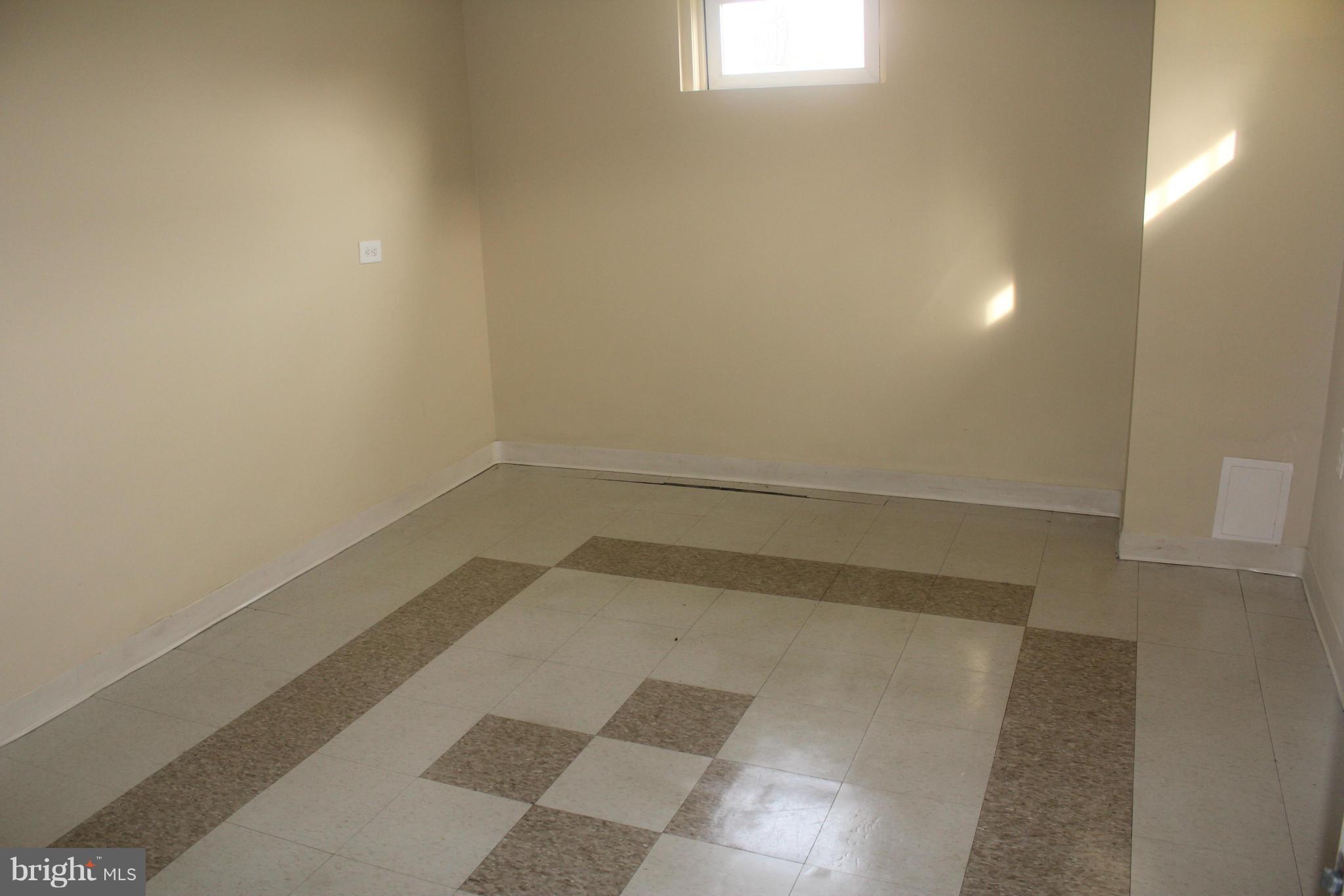 316 Magnolia Terrace Baltimore, MD 21221 - Photo 8 of 16 Basement