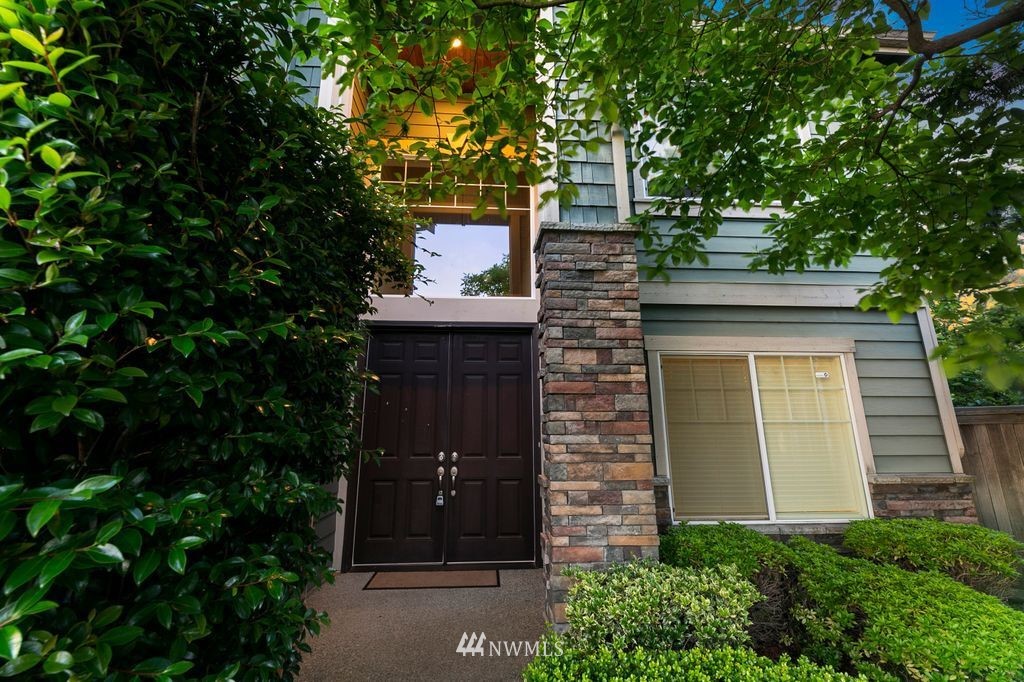 21819 44th Drive Southeast Bothell, WA 98021 - Photo 2 of 40
