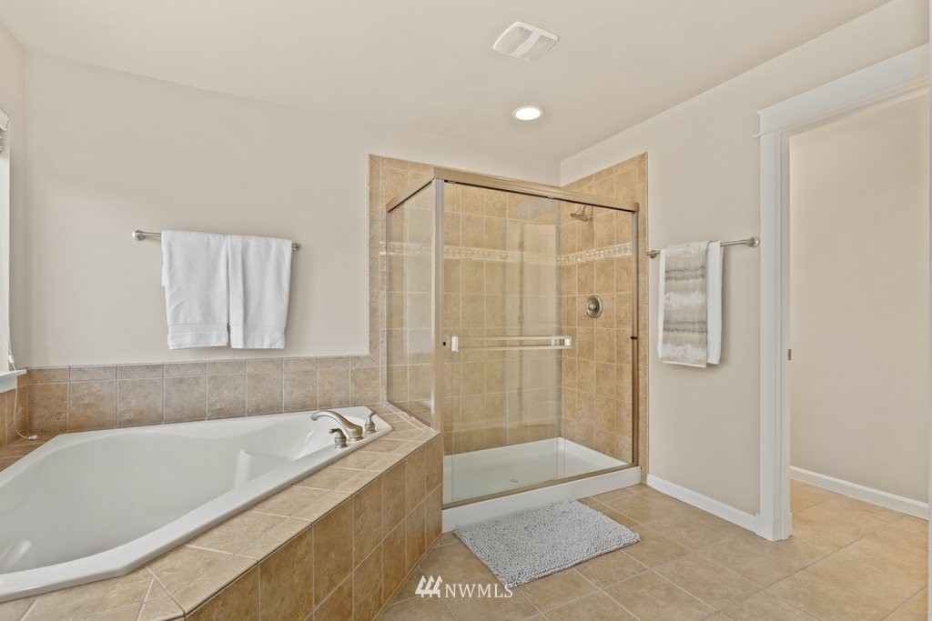 21819 44th Drive Southeast Bothell, WA 98021 - Photo 22 of 40