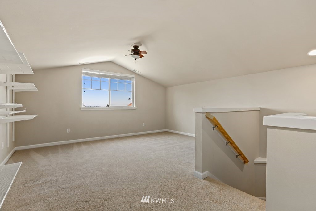 21819 44th Drive Southeast Bothell, WA 98021 - Photo 32 of 40